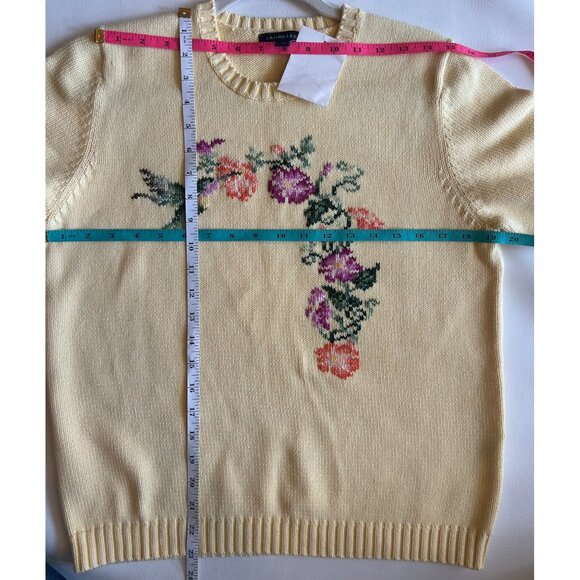 Lands End Womens Medium 10/12 Yellow Knit Sweater Floral & Hummingbird Granny - Picture 7 of 9